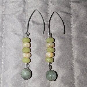 $1 with Bundle ~ Bead Earrings 6246